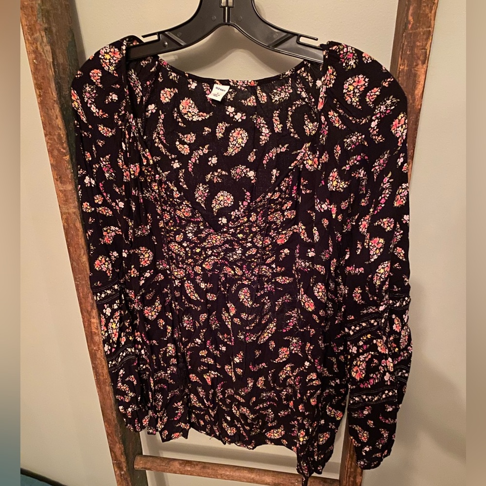 Floral blouse size L
